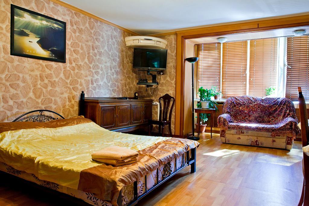 Lessor Apartments Almaty Room photo