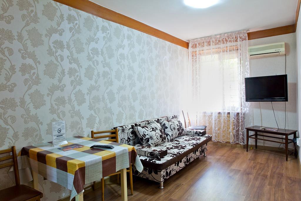 Lessor Apartments Almaty Room photo